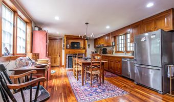 13 Courthouse Rd, Amherst, NH 03031
