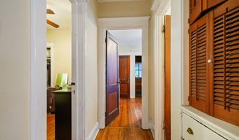 687 Myrtle Ave, Albany, NY 12208