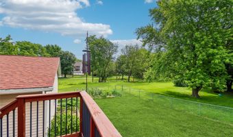 615 10th Ave NW, Altoona, IA 50009