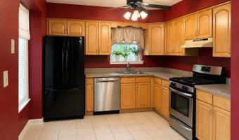 242 Perth Hill Ct, Aberdeen, NJ 07747