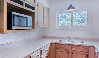 337 Lindenwood Blvd, Alton, IL 62002