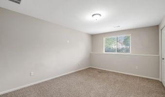 2132 N Stonegate Cir, Andover, KS 67002