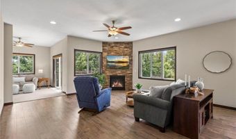 2726 11th Ave, Anoka, MN 55303