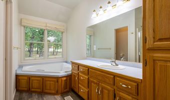 23024 Lawrence 1200, Aurora, MO 65605