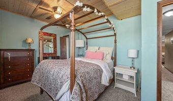 3352 Southridge Dr, Amana, IA 52203