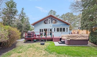 111 CAROLINA St, Dewey Beach, DE 19971