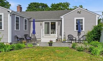 336 Dover Ave, East Providence, RI 02914