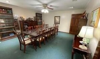 105 N Hickory St, Aberdeen, MS 39730