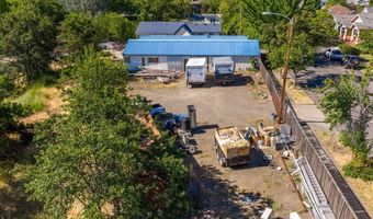 165 Water St, Ashland, OR 97520