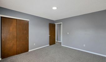 175 Kraft Dr, Ashville, OH 43103