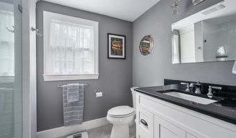 156 Tonela Ln, Barnstable, MA 02630