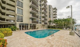 9800 W Bay Harbor Dr 308, Bay Harbor Islands, FL 33154