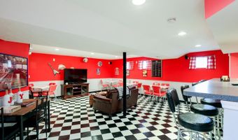 1136 Stewarton, Cincinnati, OH 45102