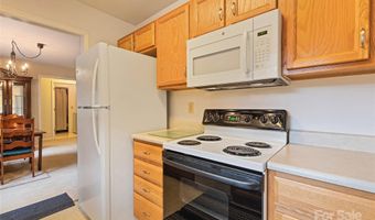 405 Carrington Pl, Arden, NC 28704