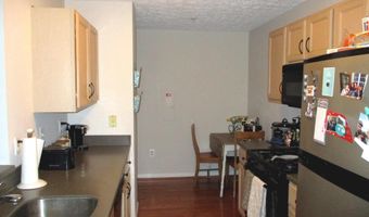 2003 PHILLIPS Ter 6, Annapolis, MD 21401