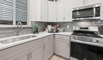21640 SE Fuji Dr, Bend, OR 97702
