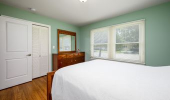 305 Barbara Dr, Point Pleasant, NJ 08742