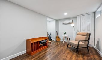 21101 CLARKSBURG Rd, Boyds, MD 20841