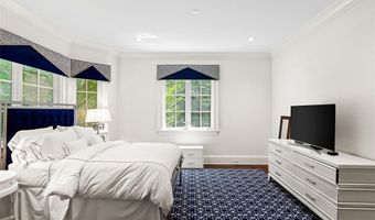20 Devonshire Ln, Amagansett, NY 11930