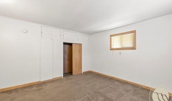 226 Moore Ln, Billings, MT 59101