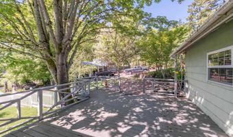 2533 W Thornton Lake Dr NW, Albany, OR 97321