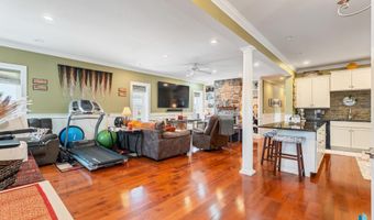 103 W Main St, Beresford, SD 57004