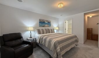 1305 MOORE St 402, Brookings, OR 97415