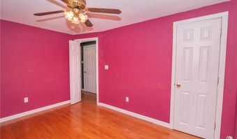 105 Fordson Ave, Cranston, RI 02910