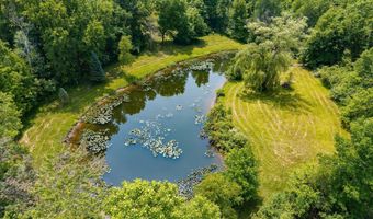 262 40th St, Allegan, MI 49010