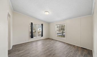 521 Rio Grande Dr, Adrian, MI 49221