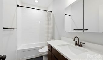 31 Lilac St, Asheville, NC 28806