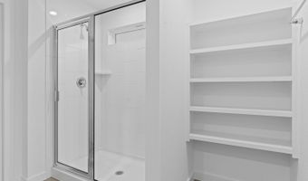 237 Amy St, Angleton, TX 77515