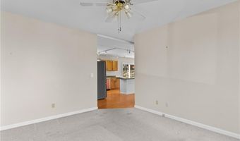 4 Cobble Hill Rd, Lincoln, RI 02865