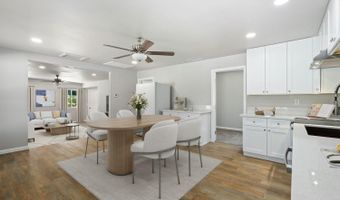 131 S Brandon Rd, Fallbrook, CA 92028