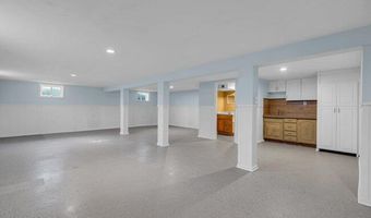 24 Woodland Rd, Bayville, NJ 08721