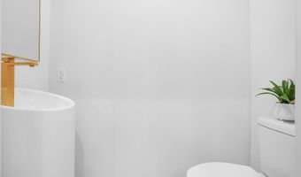 327 N GILMOR St, Baltimore, MD 21223