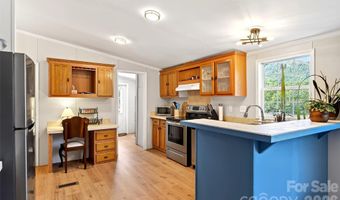 298 Wolf Xing, Bakersville, NC 28705