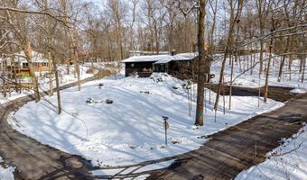 4120 Woodland Dr, Ann Arbor, MI 48103