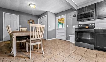 233 W 5th St, Adrian, MO 64720