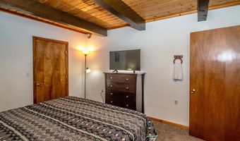 25 Linderhof Strauss Rd, Bartlett, NH 03812