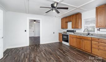 1224 Hollywood Ter, Albemarle, NC 28001