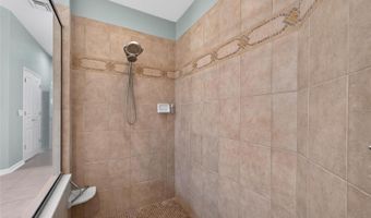 5226 BRIGHTON SHORE Dr, Apollo Beach, FL 33572