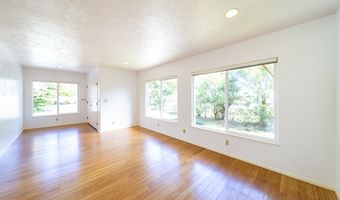 955 KUKUAU St, Hilo, HI 96720