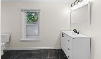 74 Sidney St, Bangor, ME 04401