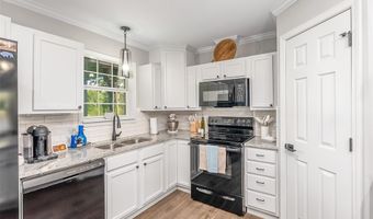 3600 Coleman Rd, Benton, LA 71006
