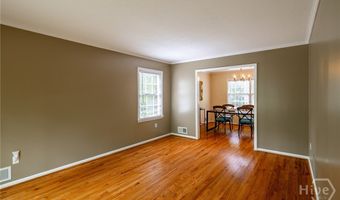 140 Rollingwood Dr, Athens, GA 30605