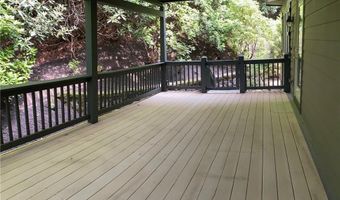430 Crooked Creek Ln, Banner Elk, NC 28604