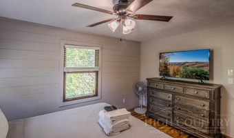 239 Dutch Treat Rd, Banner Elk, NC 28604