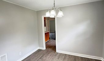 208 East St, Batesville, MS 38606
