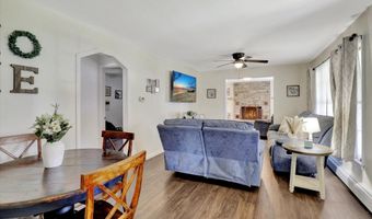 126 9th St, Belford, NJ 07718